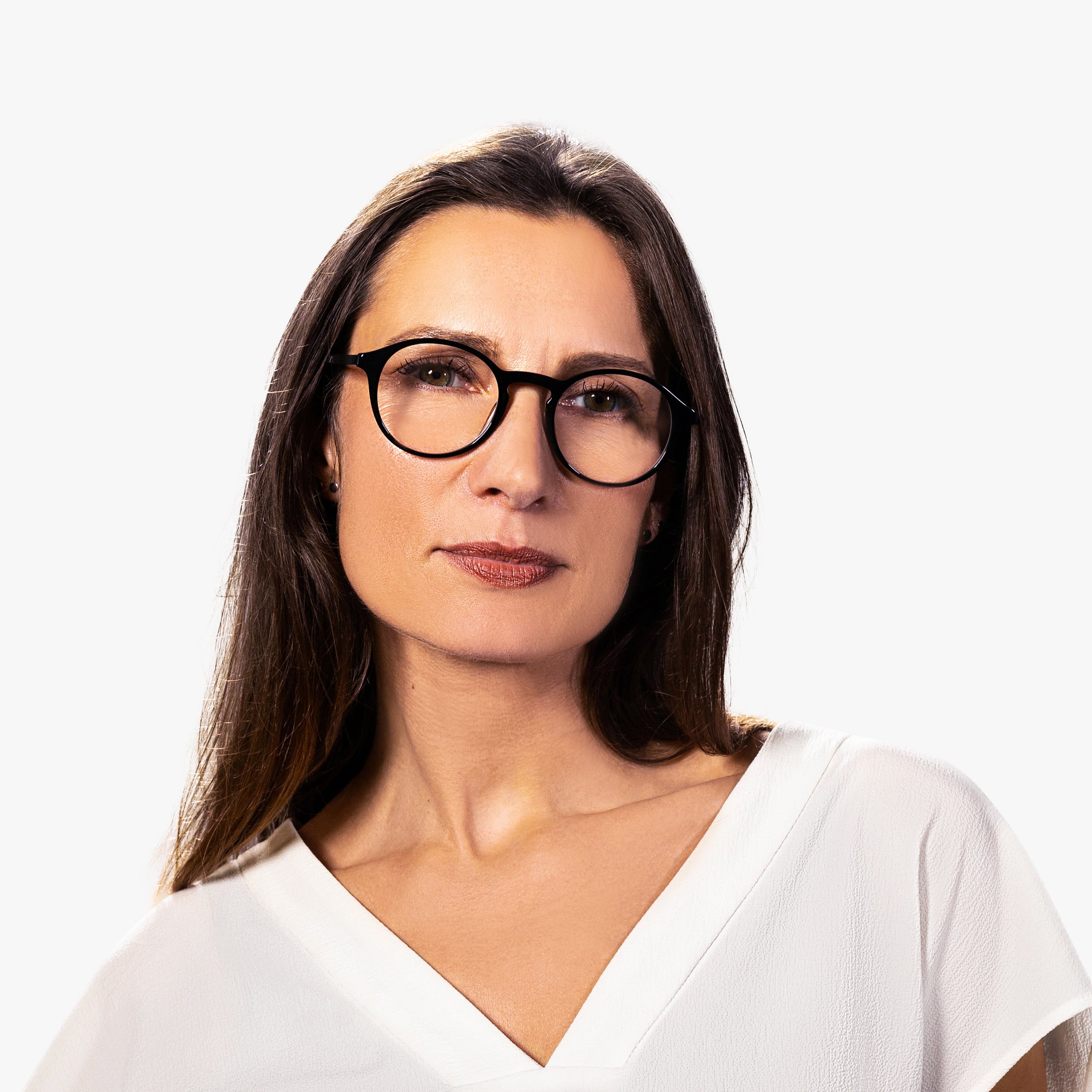 Person wearing Ærø Black round glasses
