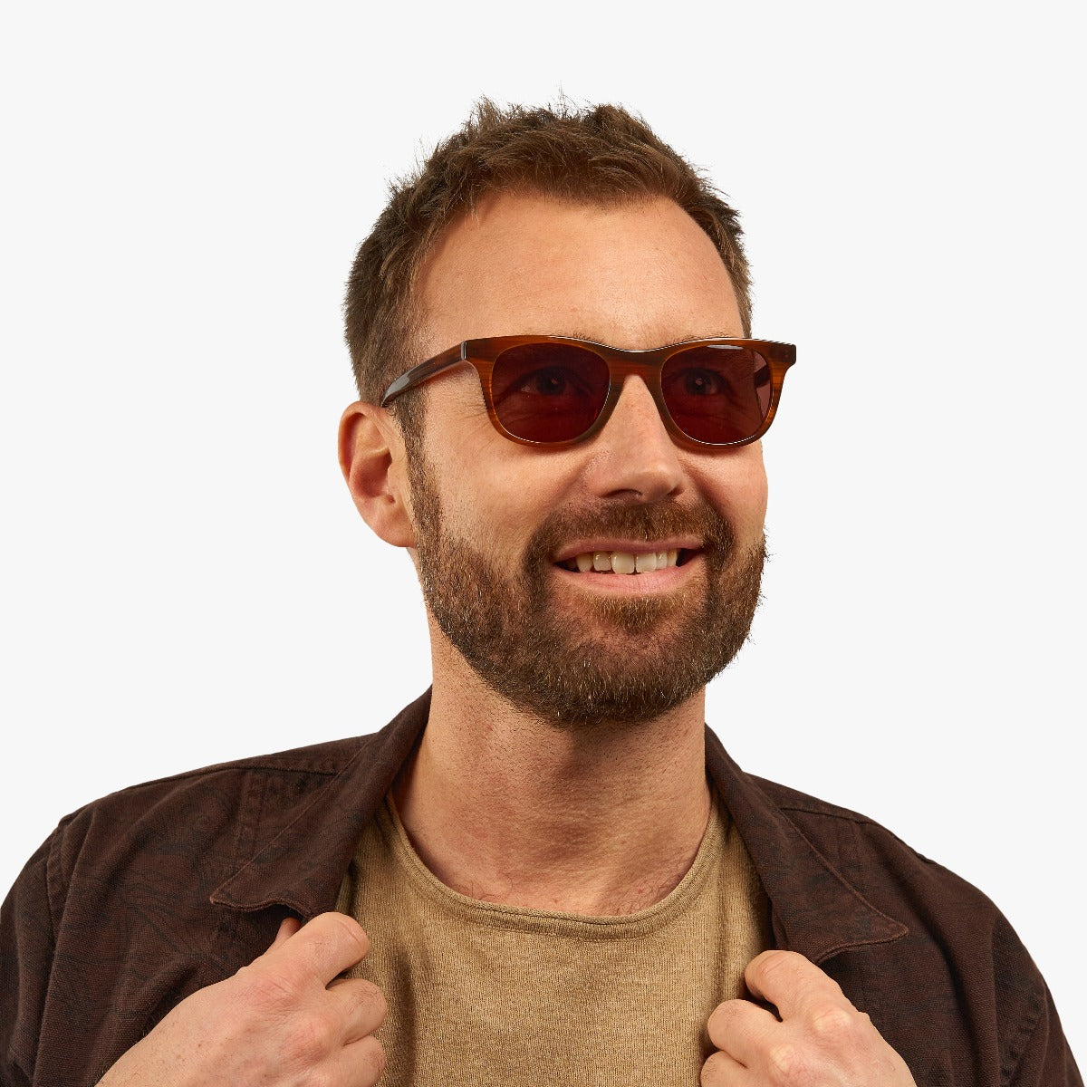 Person wearing Malmö Shiny Walnut sunglasses