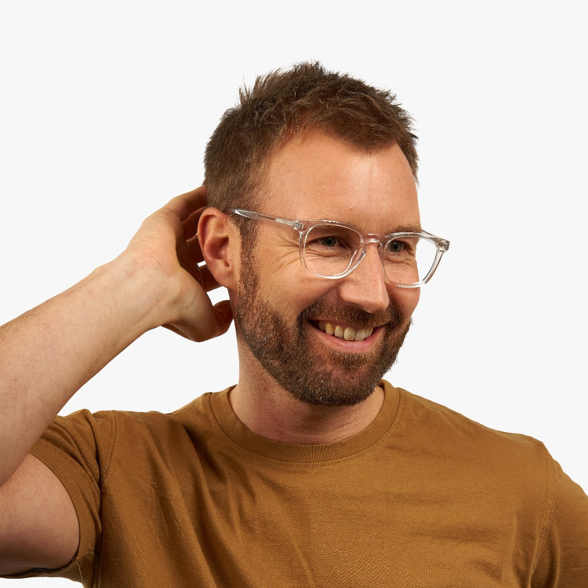 mens-bornholm-crystal-white_blue-light-glasses_male-model-1.jpg?v=1771427908&width=1200