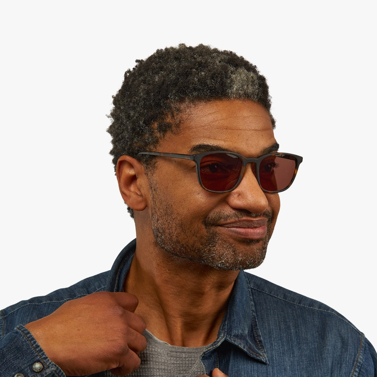mens-ebeltoft-dark-turtle_sunglasses_male-model-1.jpg?v=1771423677&width=1200