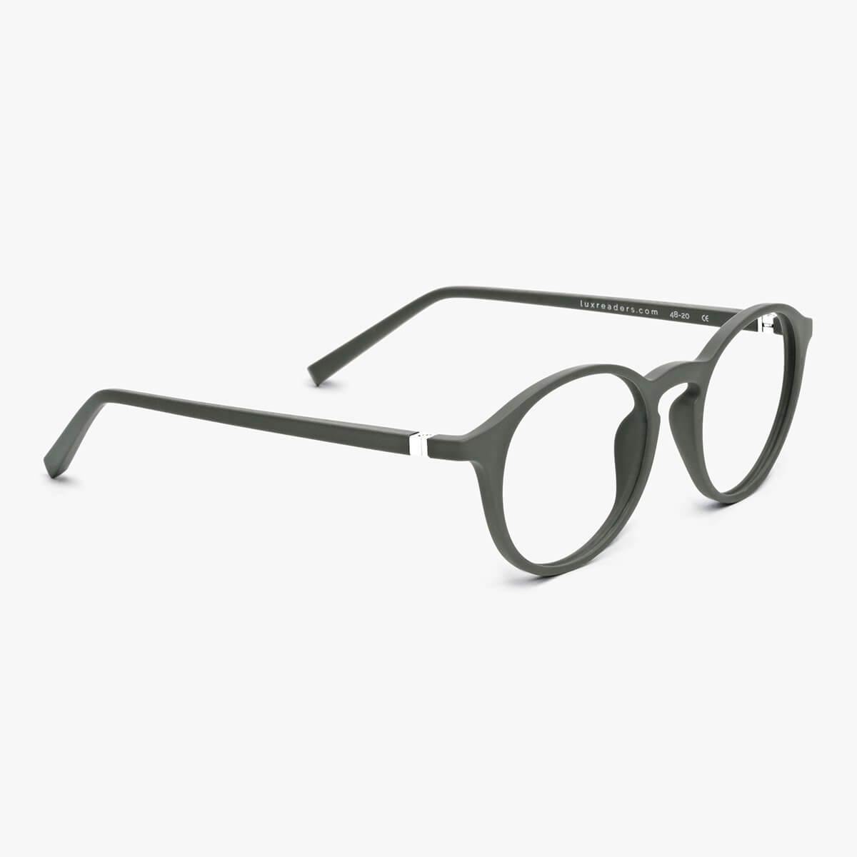 Men's Læsø Dark Army reading glasses with round frame and Luxreaders branding