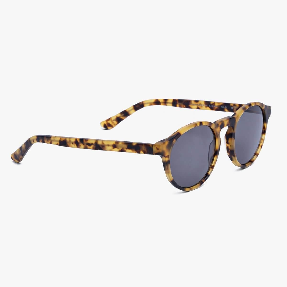 mens-trondheim-light-turtle_sunglasses_image-2.jpg?v=1771424575&width=1200